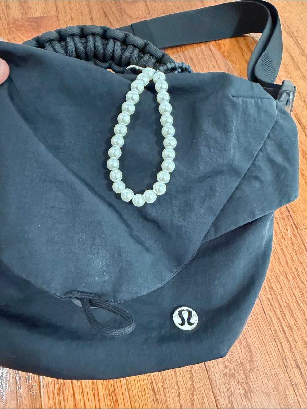 Lululemon Black Crossbody Bag with Curved  Top Handle - Picture 4 of 8